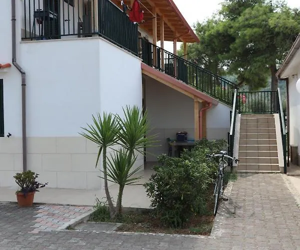 Kamp alanı Euro'92 2*