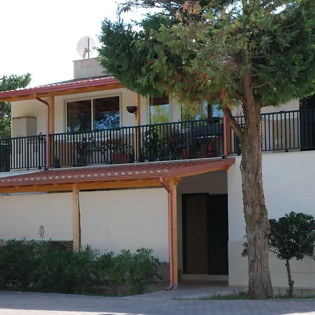 Euro'92 Parque de Campismo Vieste