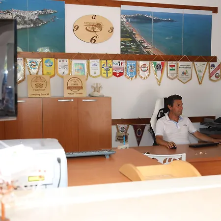 Euro'92 مكان تخييم