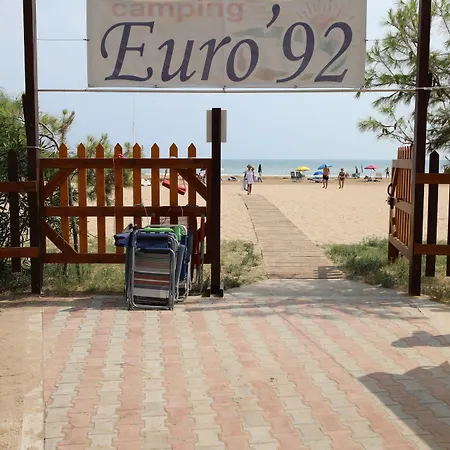 Euro'92 مكان تخييم فيستَ