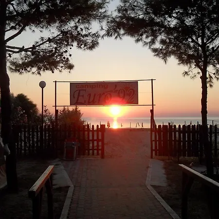 مكان تخييم Euro'92 فيستَ